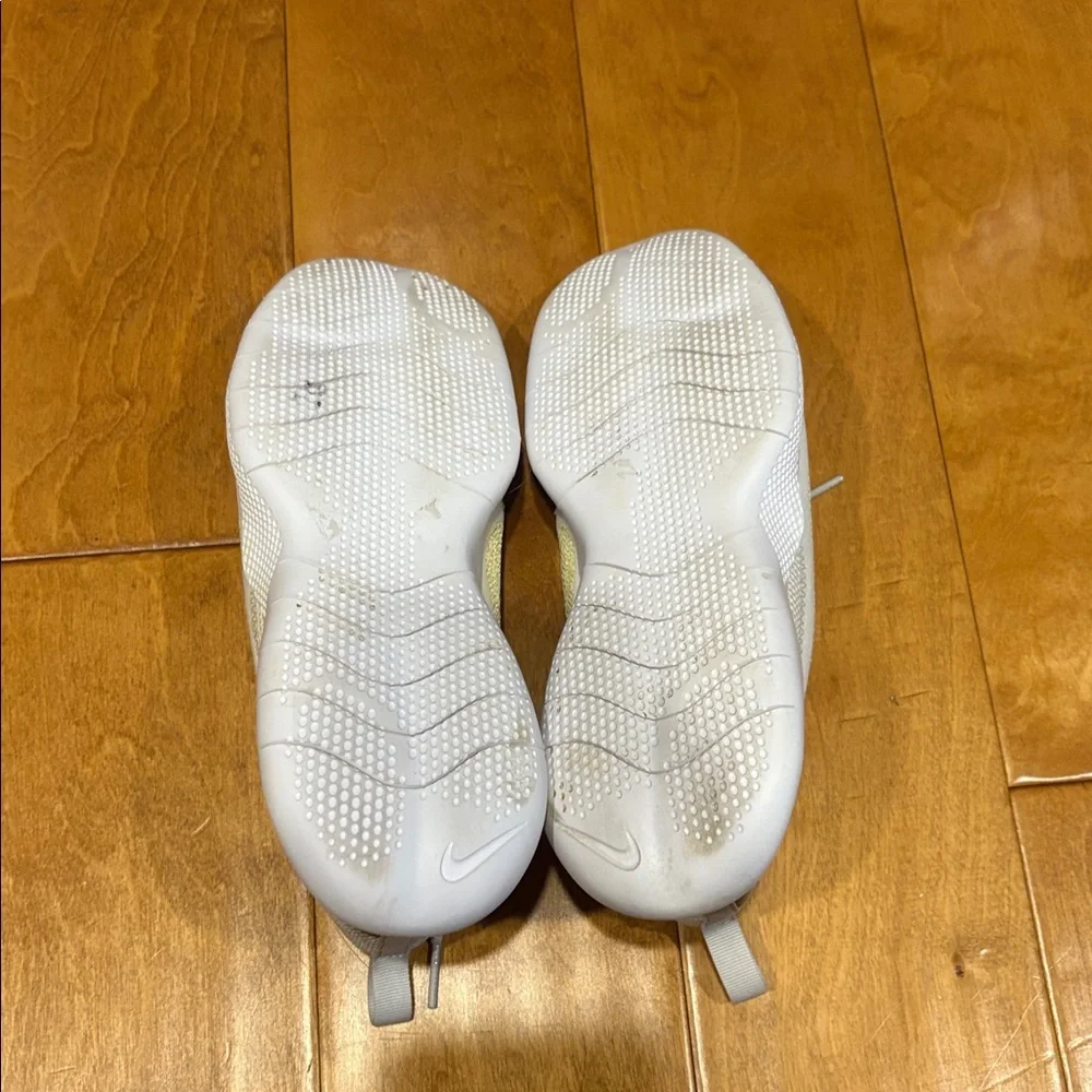 Nike Flex Experience Run 10 sneakers